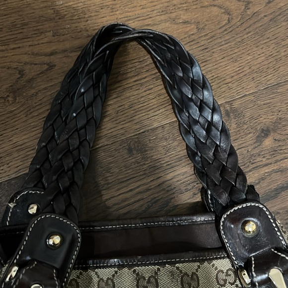 Womens authentic Gucci. Braided handle. Horsebit detail - Picture 4 of 12